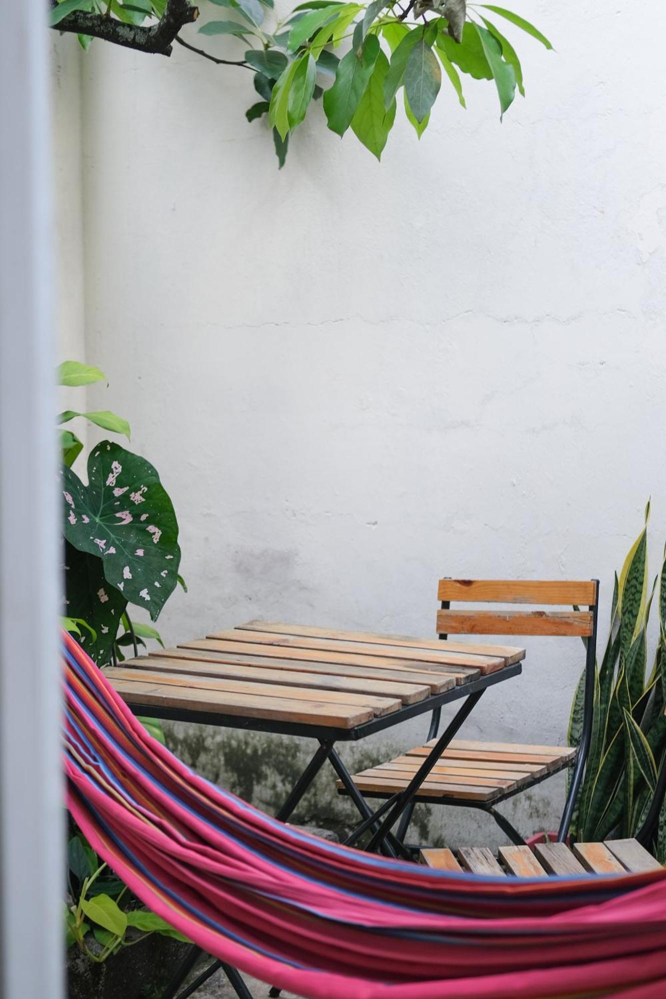 La Palmera Hostel Кали Екстериор снимка